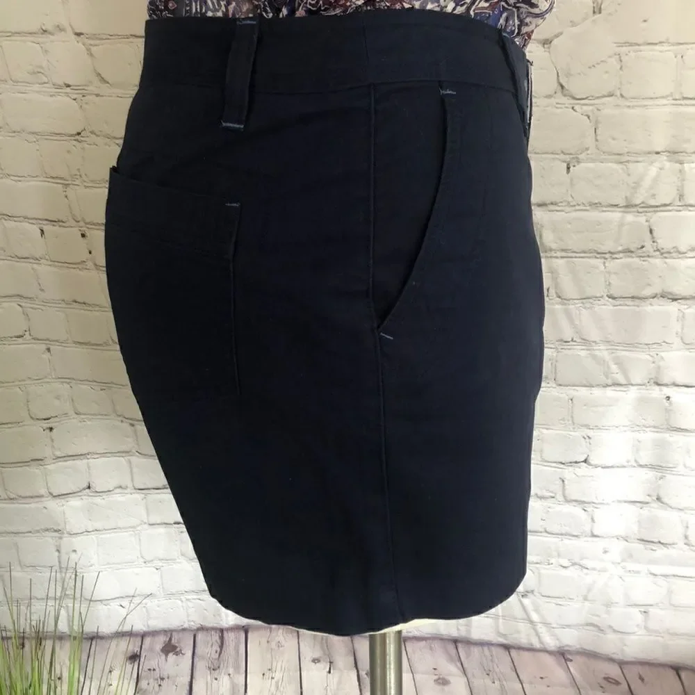 NWT Natural Reflections navy short